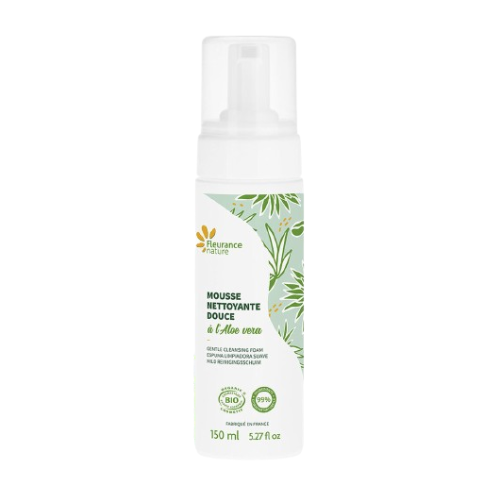 Mousse nettoyante pour le visage.